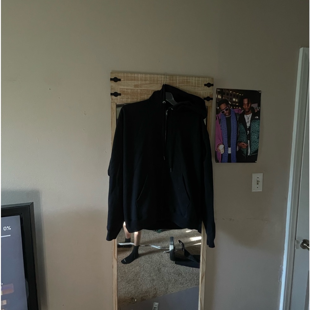 Hanes black zip up